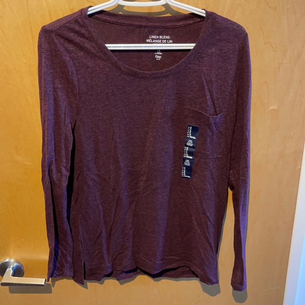 New Gap Long Sleeve